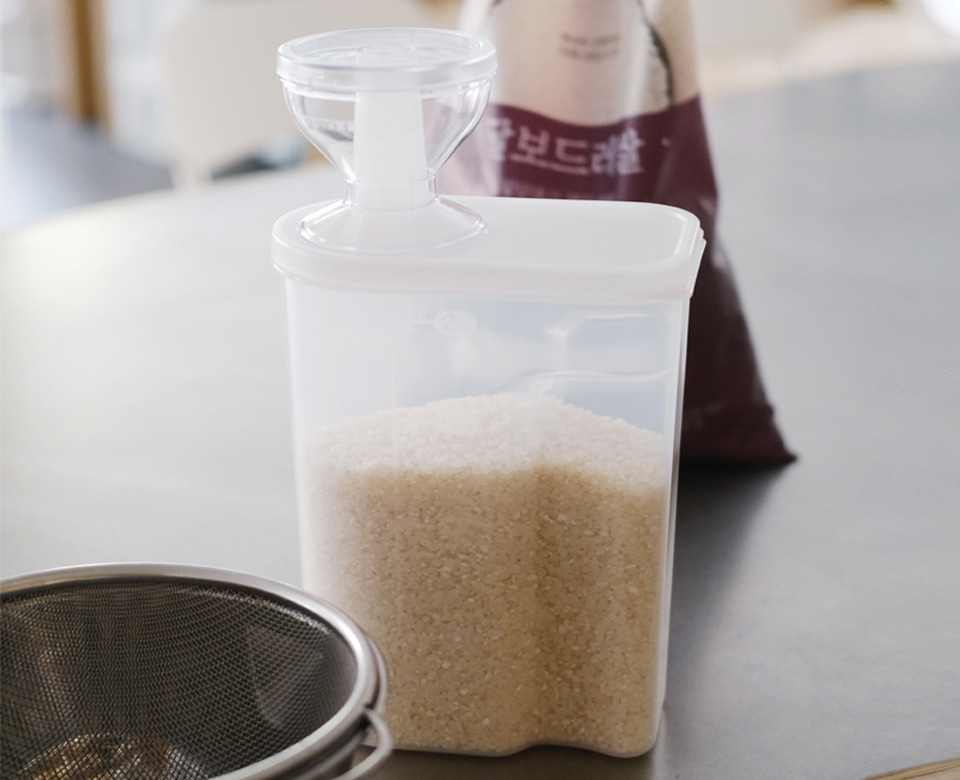[이노마타] 냉장 보관 쌀통 2kg